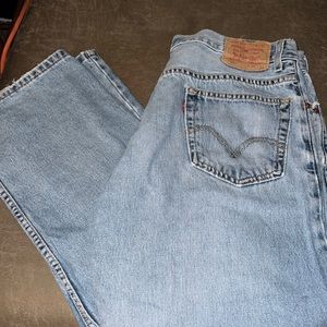Men’s Levi pants